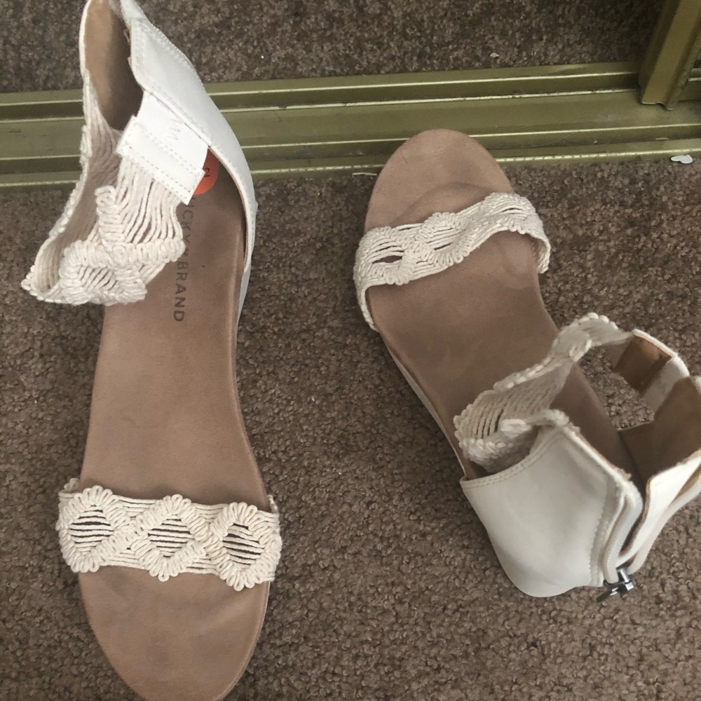 Lucky M Brand Ankle strap wedge NWT size 9.5